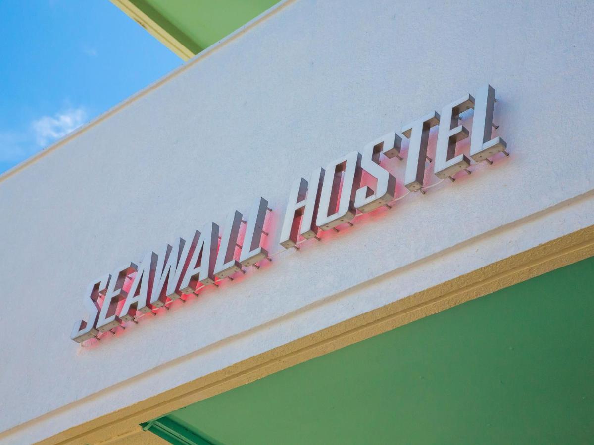 Seawall Hostel Chatan Exterior foto