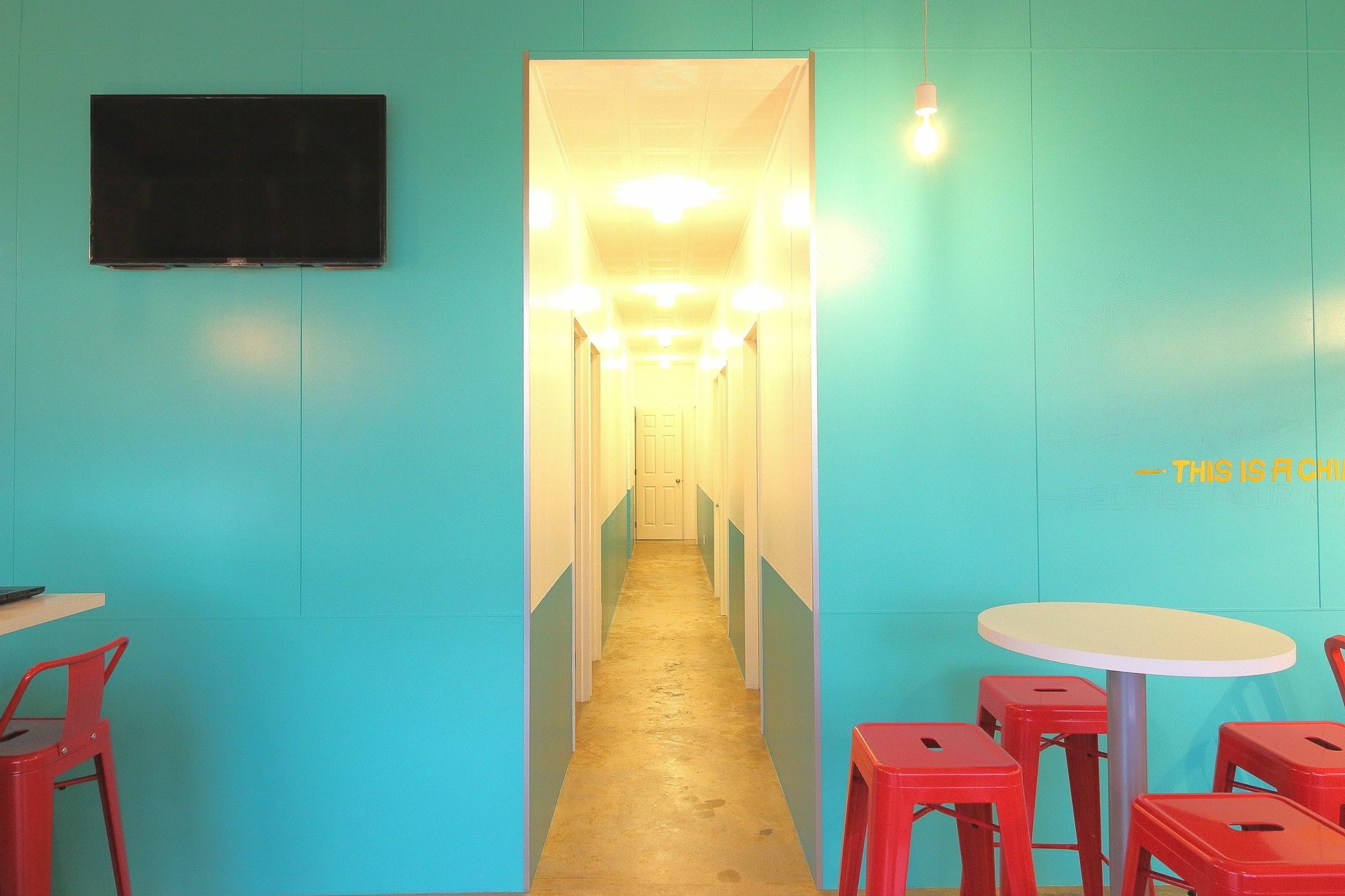 Seawall Hostel Chatan Exterior foto